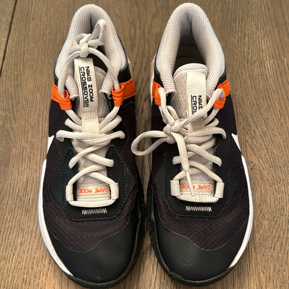 Nike zoom crossover boys basketball shoes size 5